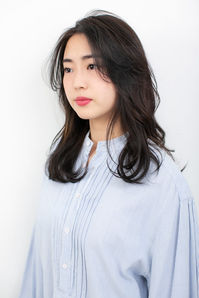   Korean  layered  long hair   English speaking hair  salon 
